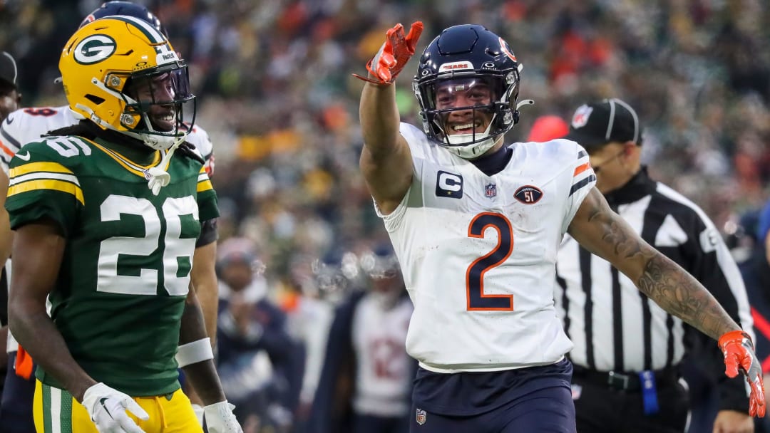 Chicago Bears wide receiver DJ Moore (2) signals for a first down after making a reception against the Green Bay Packers on Sunday, January 7, 2024, at Lambeau Field in Green Bay, Wis. The Packers won the game, 17-9, to clinch an NFC playoff berth.
Tork Mason/USA TODAY NETWORK-Wisconsin