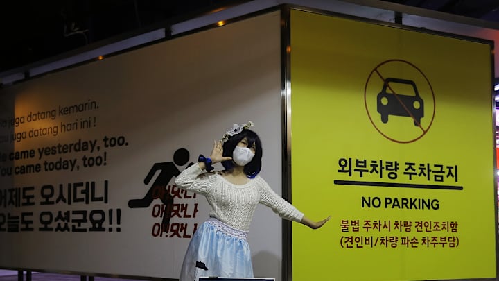 Mall with the Korean Street concept attracts visitors in Jakarta