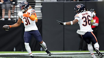 Chicago Bears v Las Vegas Raiders - NFL 2025
