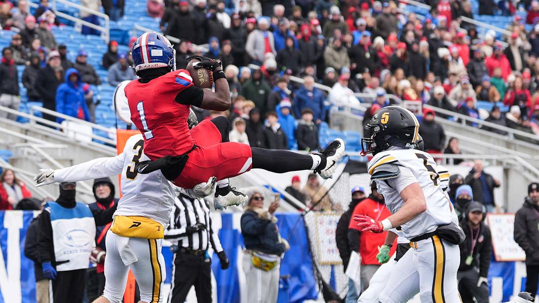 Christian Academy of Louisville's JaHyde Brown (1) makes a touchdown catch as the Centurions were up 28-0 over Murray at the KHSAA class 3A football state final at Kroger Field in Lexington Saturday, December 6, 2025. CAL will move up to 4A in 2027.