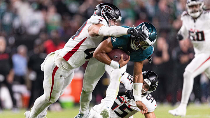 Jalen Hurts struggled in the Eagles' loss to the Falcons. 