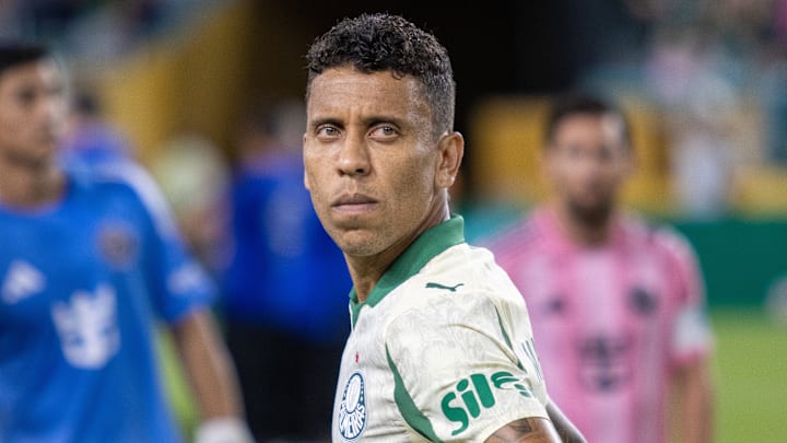 Marcos Rocha é dono de uma trajetória vitoriosa com a camisa do Palmeiras