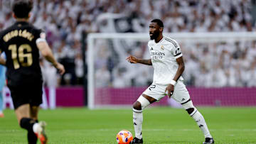 Real Madrid v Valencia - LaLiga EA Sports
