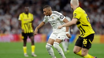 Paris Saint Germain v PSV - UEFA Champions League