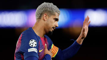 R. Araujo - FC Barcelone