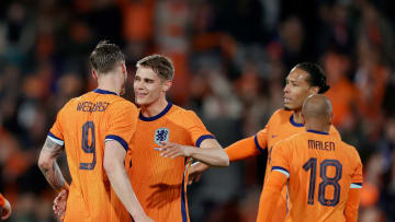 Belanda sukses mengalahkan Islandia dengan skor 4-0
