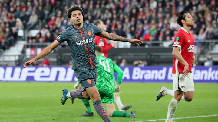 Luca Meirelles disputa a primeira temporada no futebol europeu