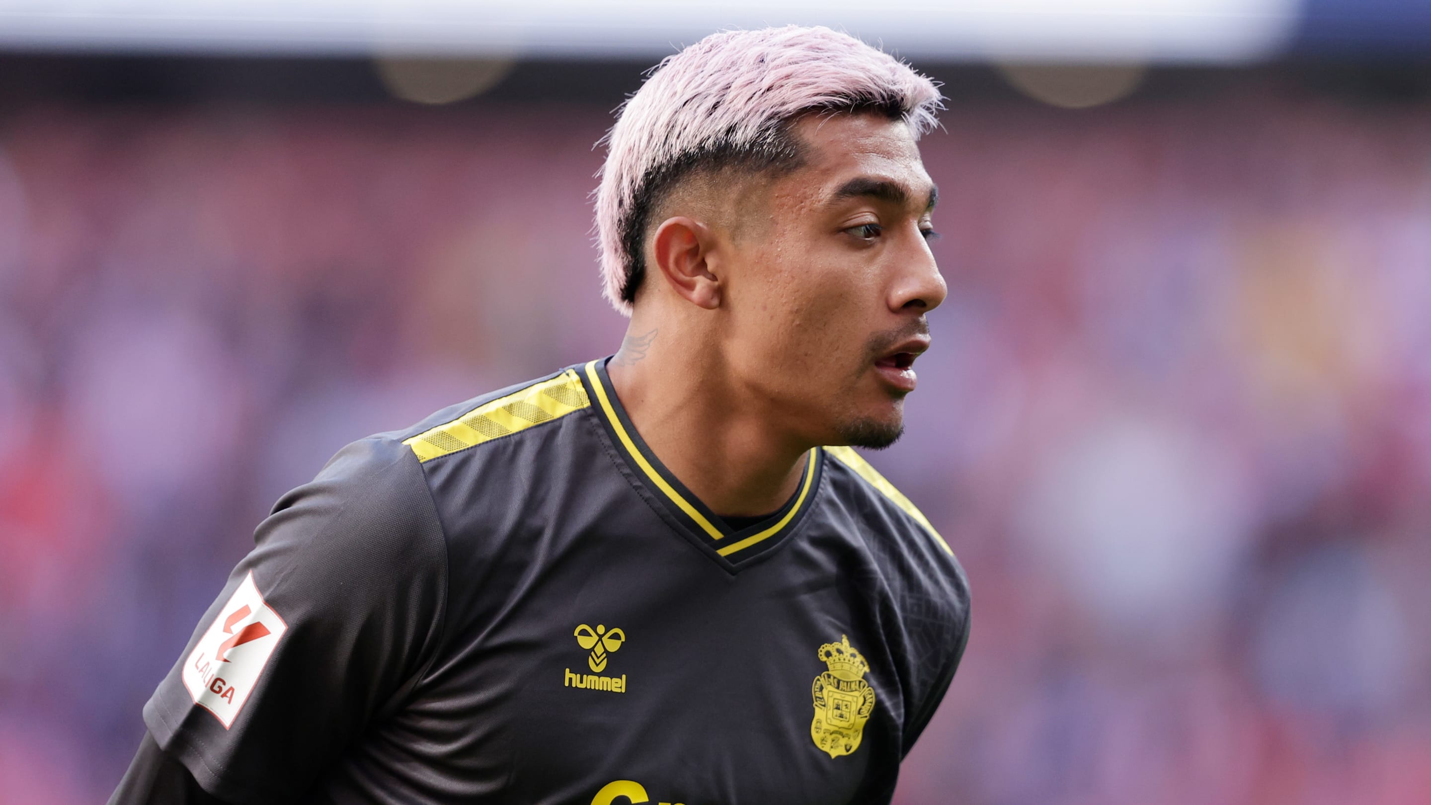 Mercato : Le FC Barcelone a tranché pour l'avenir de sa pépite mexicaine, Julian Araujo
