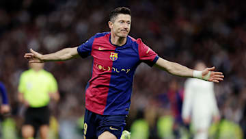 Lewandowski foi o nome da noite no Santiago Bernabéu