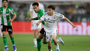 Antony fez um belo jogo contra o Real Madrid