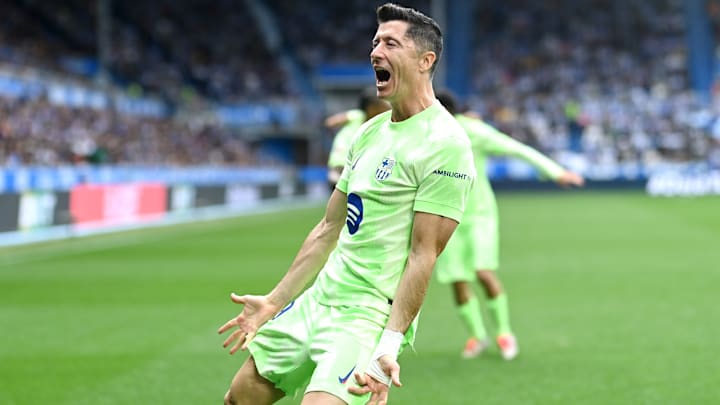 Deportivo Alaves v FC Barcelona - LaLiga EA Sports