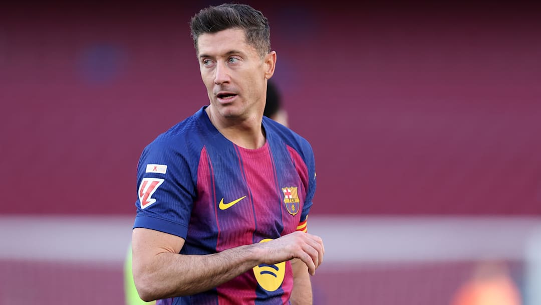 Robert Lewandowski est encore titulaire régulièrement avec le Barça.