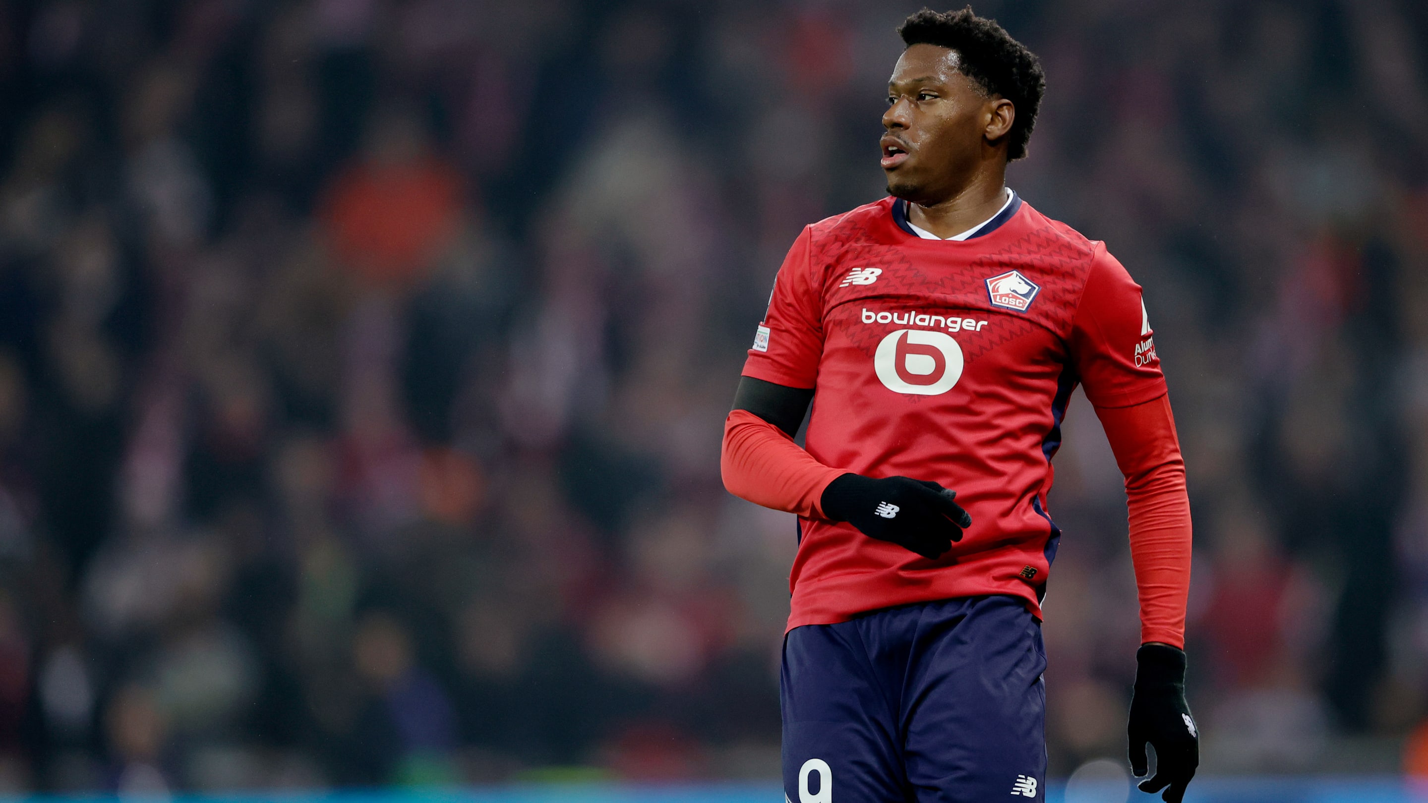 Mercato : En plus du FC Barcelone, un autre cador du Vieux Continent s'intéresserait à Jonathan David