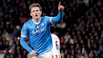 McTominay tem contrato com o Napoli até meados de 2028