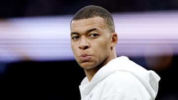 Kylian Mbappé titulaire avec le Real Madrid face à Alaves 