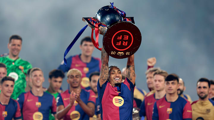 Raphinha fez temporada espetacular no Barcelona Raphinha fez temporada espetacular no Barcelona