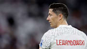 Lewandowski leva a seleção polonesa nas costas