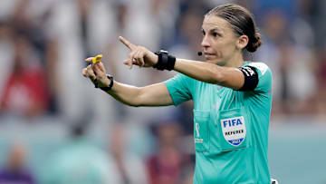 Stéphanie Frappart sera l'arbitre de Toulouse - OM.