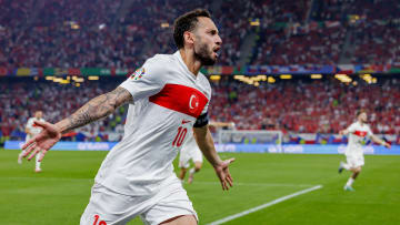 Hakan Calhanoglu - Turquie 
