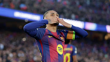 Raphinha bleibt dem FC Barcelona treu