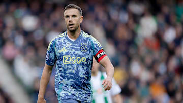 Jordan Henderson im Ajax-Trikot. In der kommenden Saison läuft er wohl in Brentford auf