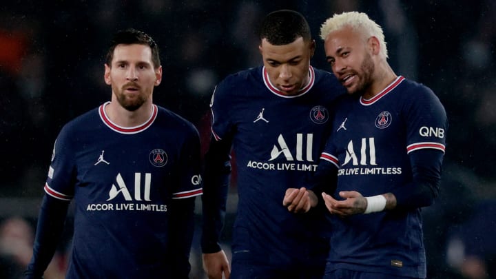 Trio estrelado do Paris Saint-Germain pode ir a campo neste sábado Trio estrelado do Paris Saint-Germain pode ir a campo neste sábado
