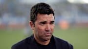 Deco veut renforcer l'attaque du FC Barcelone cet été.