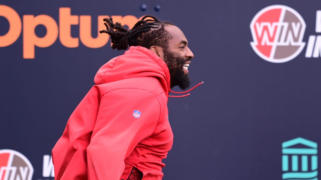 Jun 12, 2024; Foxborough, MA, USA;  New England Patriots linebacker Matthew Judon (9) runs onto the practice field at minicamp at Gillette Stadium.  Mandatory Credit: Eric Canha-USA TODAY Sports