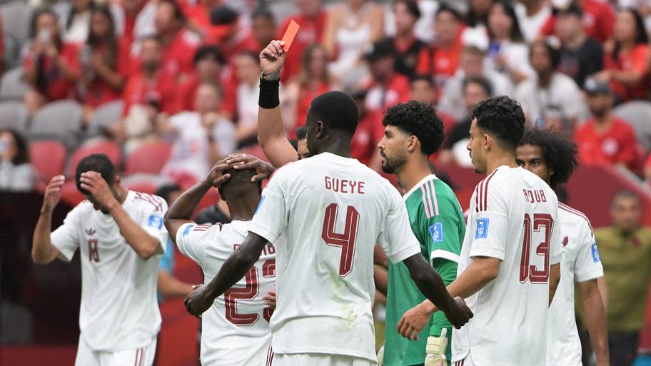 Assim Madibo red card