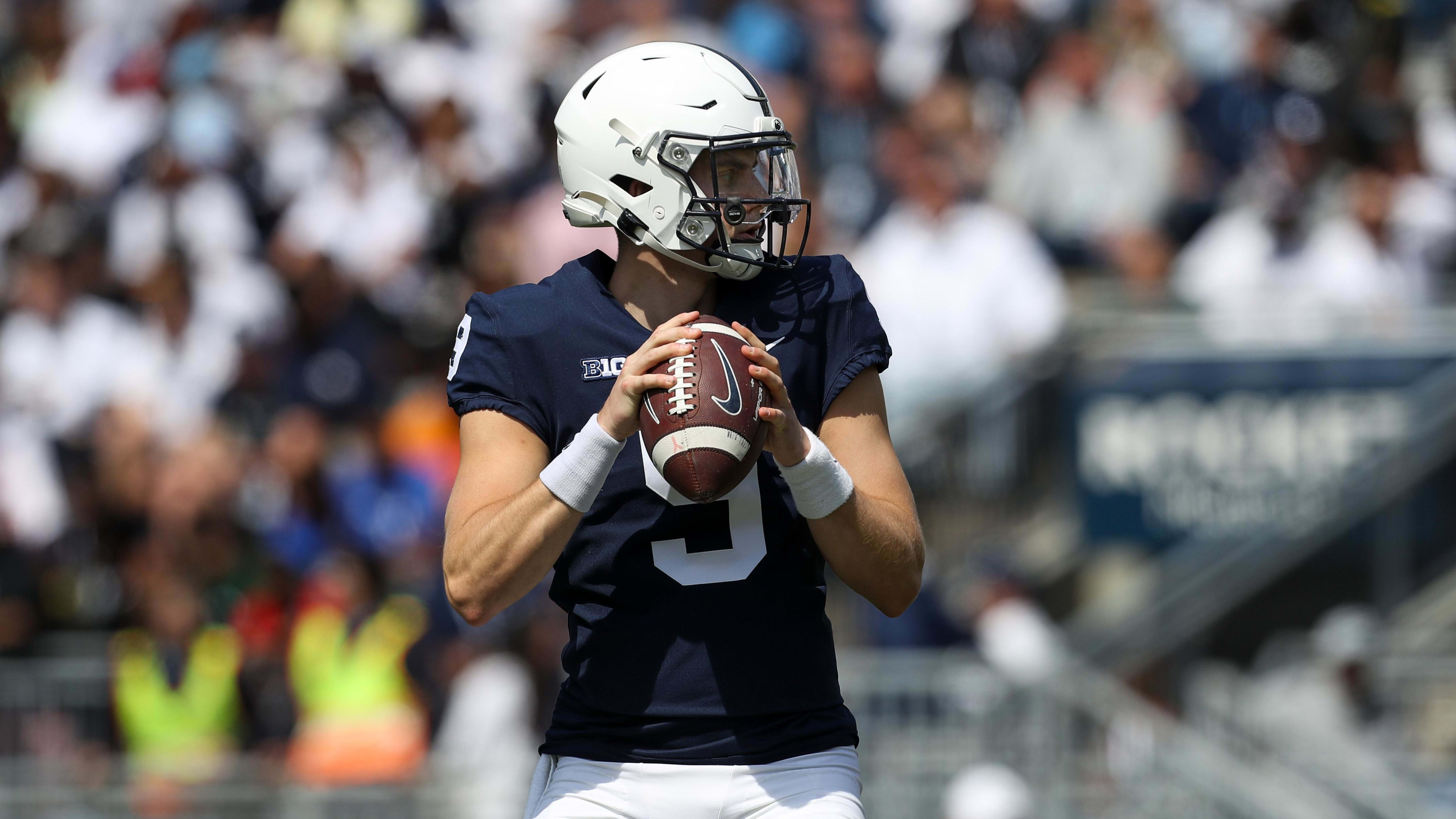 Dartmouth offensive line transfer Ethan Sipe announces his commitment to the Virginia football program.