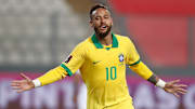 Com Neymar e companhia em campo, Brasil se prepara para as oitavas de final da Copa do Mundo. 