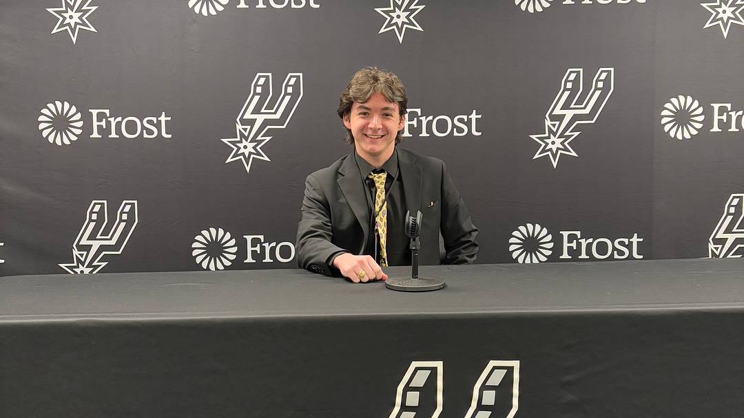 Last season, after covering the annual Austin Spurs road trip to the Frost Bank Center in San Antonio. 