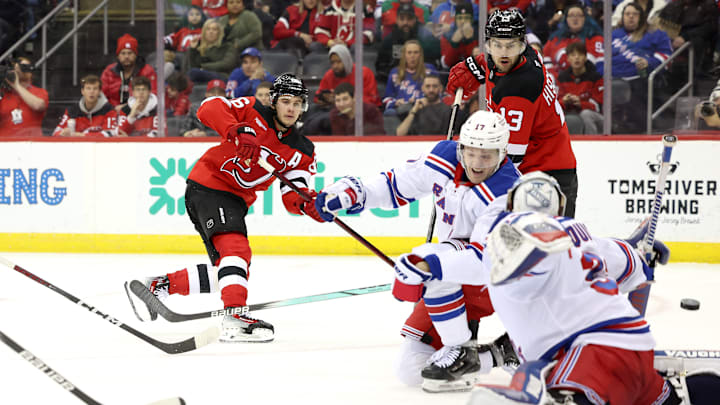 New York Rangers v New Jersey Devils