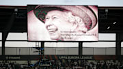Rainha foi homenageada em duelo da Europa League nesta quinta-feira, 8