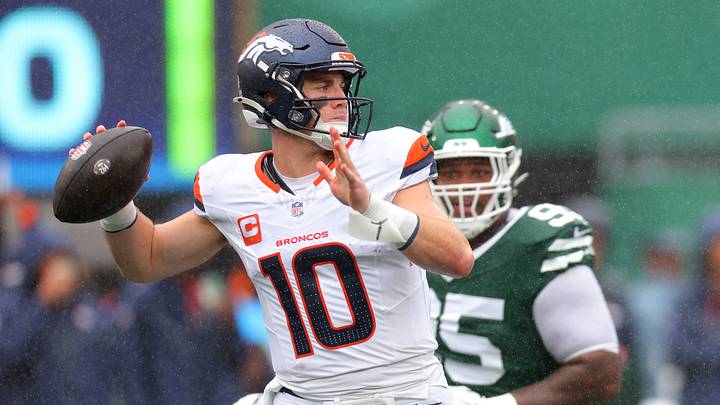 Denver Broncos v New York Jets
