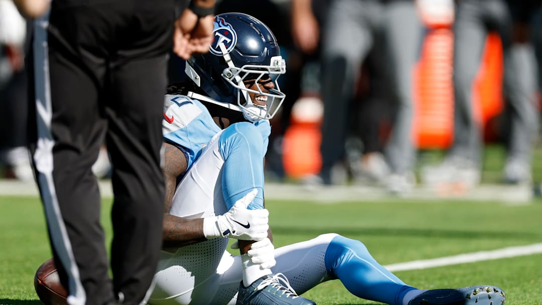 Houston Texans v Tennessee Titans - NFL 2025