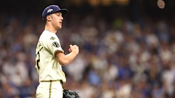 Division Series - Chicago Cubs v Milwaukee Brewers - Game Five