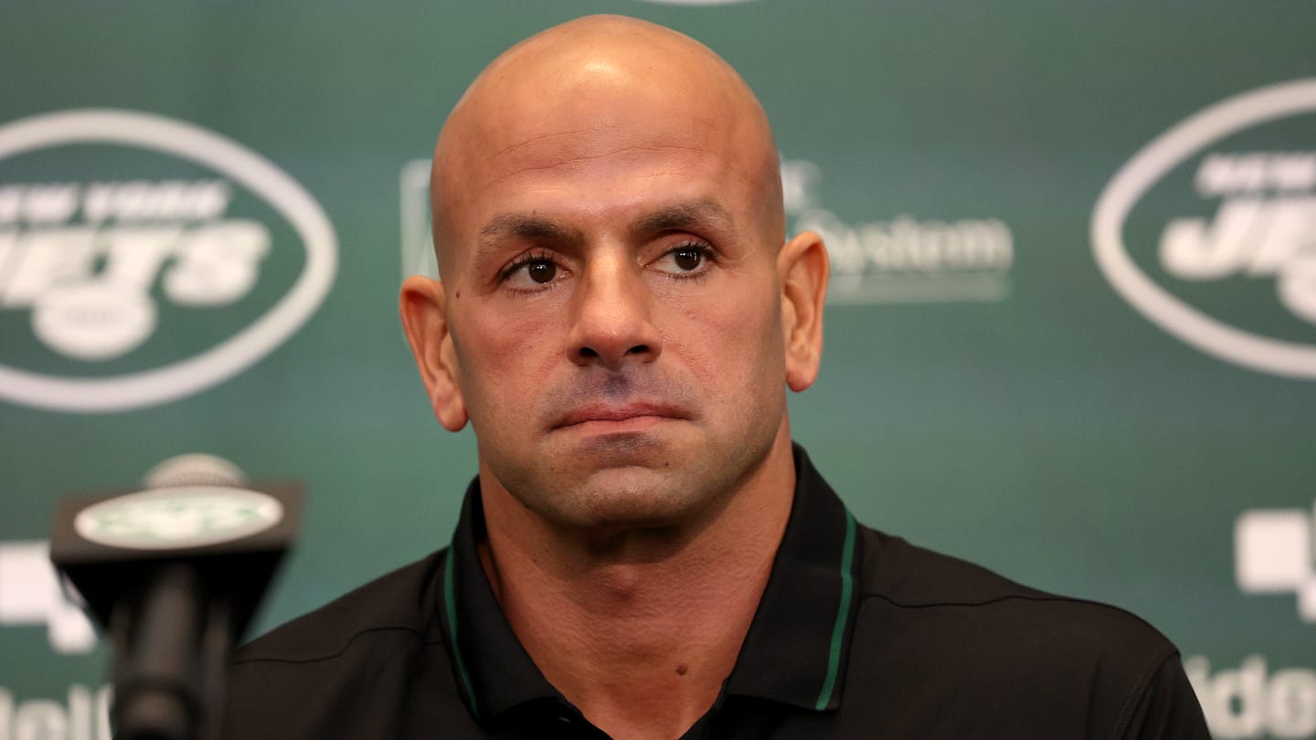 Penggemar Green Bay kehilangan akal setelah melihat Robert Saleh di latihan Packers