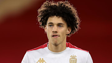 Maghnes Akliouche met en avant une légende de Chelsea passée par l'AS Monaco.