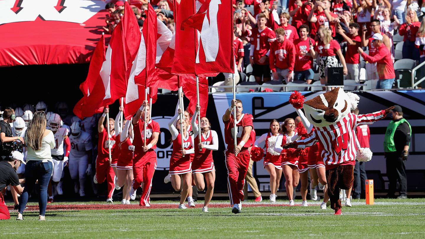 Two Badgers Make Top 100 Freshman List - Vimarsana News
