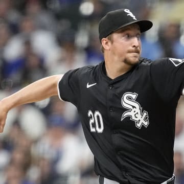 Chicago White Sox pitcher Erick Fedde (20) throws a pitch during the first inning against the Milwaukee Brewers at American Family Field on May 31.