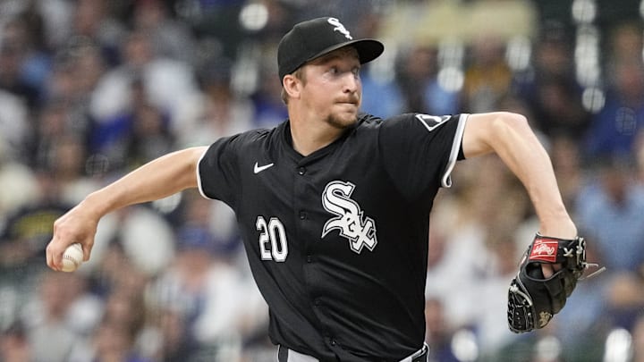 May 31, 2024; Milwaukee, Wisconsin, USA;  Chicago White Sox pitcher Erick Fedde (20) throws a pitch during the first inning against the Milwaukee Brewers at American Family Field. Mandatory Credit: Jeff Hanisch-Imagn Images