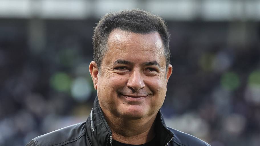 Hull owner Acun Ilicali.