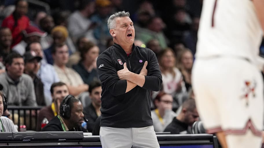 Stanford head coach Kyle Smith during a game.