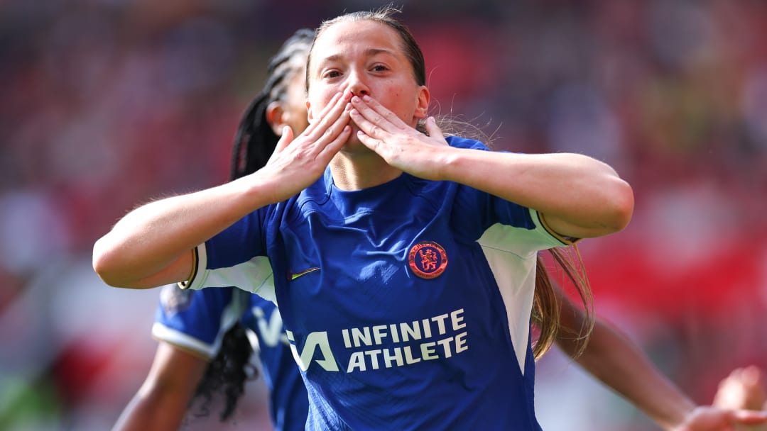 Fran Kirby bleibt in England und schließt sich Brighton an. 