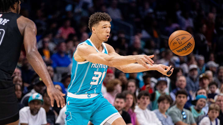 Charlotte Hornets, Tidjane Salaun