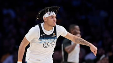 Minnesota Timberwolves v Los Angeles Lakers
