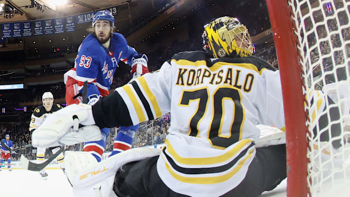 Boston Bruins v New York Rangers