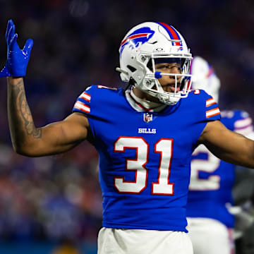 Rasul Douglas is joining the Miami Dolphins.