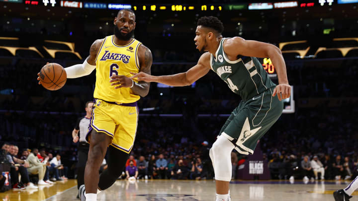 Milwaukee Bucks v Los Angeles Lakers